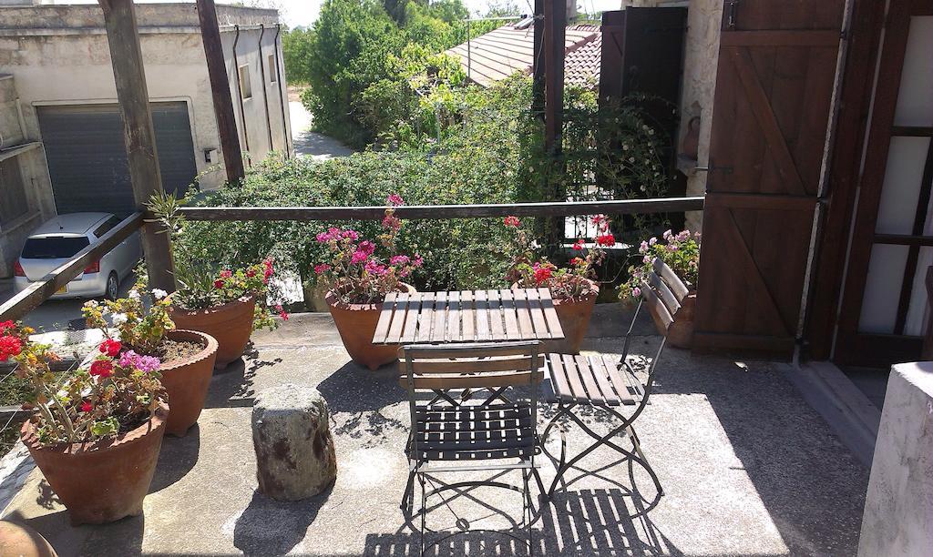 Michalis Anoyia Traditional Stonehouse Kathikas Quarto foto