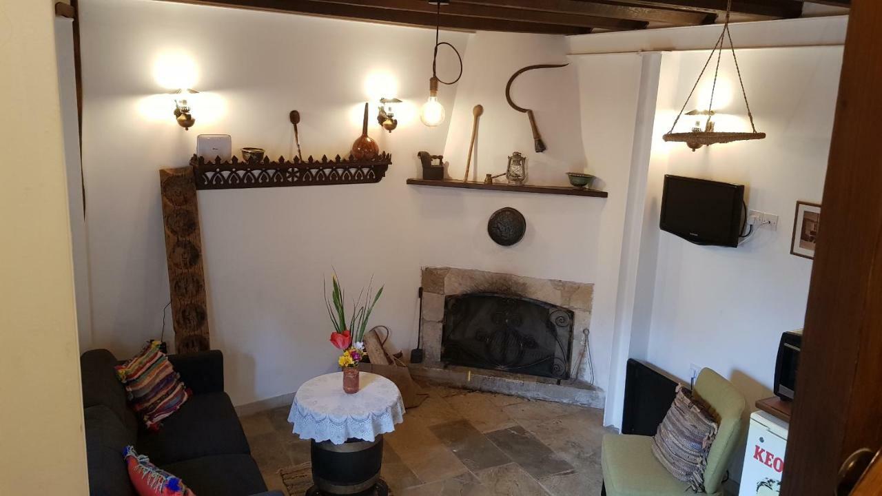 Michalis Anoyia Traditional Stonehouse Kathikas Exterior foto